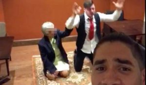 Un athlète anglais se moque des musulmans dans une vidéo
