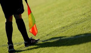 Maroc : un arbitre suspendu à vie pour de “grossières erreurs” dans un match