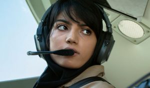 La première femme pilote afghane menacée de mort