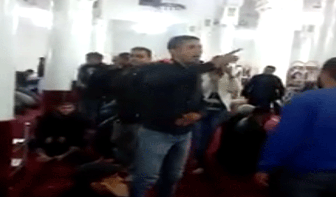 Vidéo : Un homme appelle au djihad à Alep dans une mosquée à Sfax