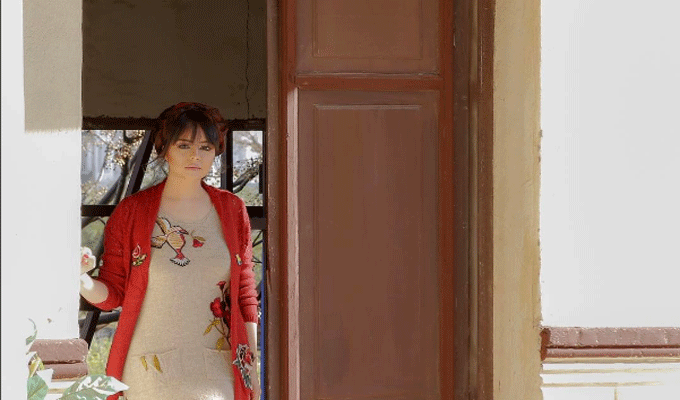 Aïcha Attia présente son nouveau Single ‘Bisalamtou’ sur les ondes de Mosaïque