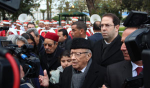 En photo : Le président Béji Caïd Essebsi en compagnie de personnalités politiques