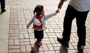 Tunisie – Hatem Meniaoui: Pour une législation claire sur la garde des enfants de couples mixtes
