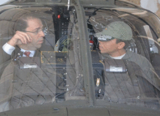 Lutte antiterroriste : Youssef Chahed supervise la réception de six hélicoptères