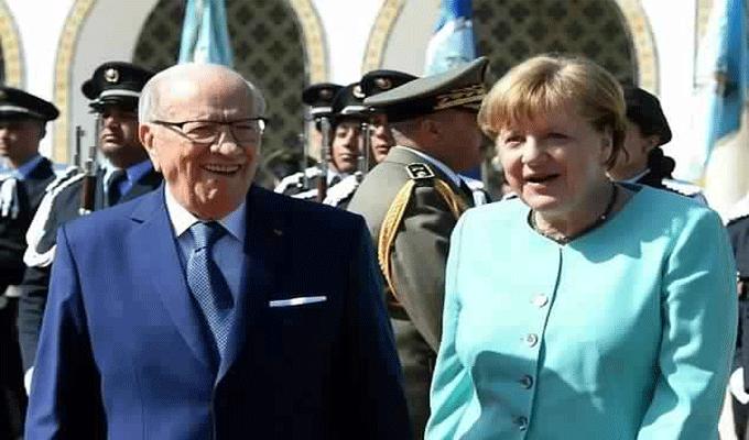 Angela Merkel affirme le soutien allemand à l’initiative tripartite pour un règlement en Libye