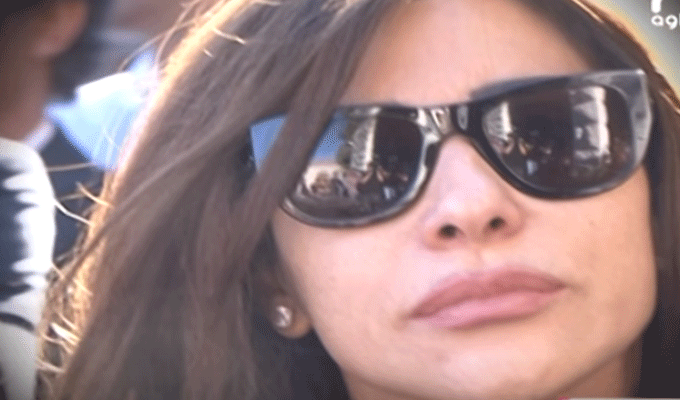 Les artistes et les journalistes présentent leurs condoléances à Najwa Karam, vidéo