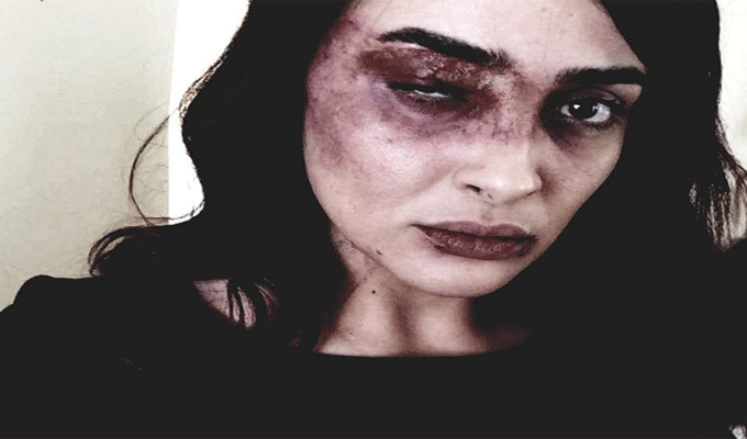 Souhir Ben Amara se fait tabasser?