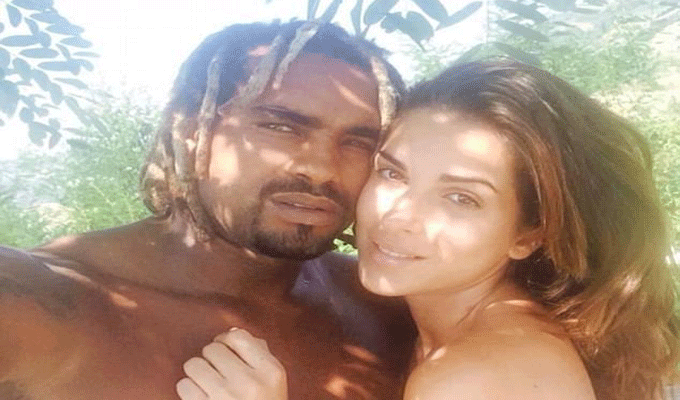 Attaquée à l’acide en janvier 2017, l’ex-Miss Italie est apparue en public