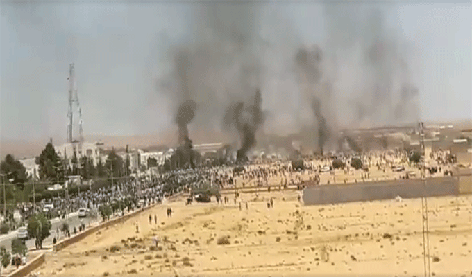 En photo : Le QG de la sécurité nationale incendié