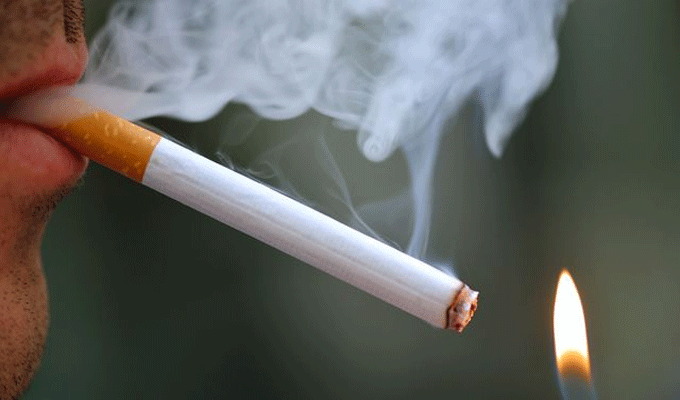 Suspension de la distribution des cigarettes dans les grandes surfaces