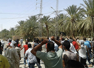 Kébili : Sit-in pour l’emploi et la “nationalisation” des richesses minières