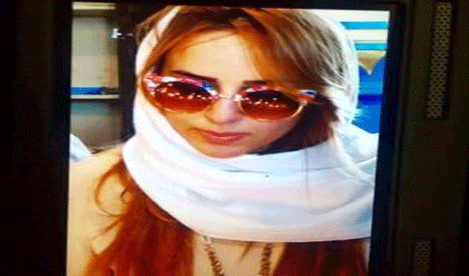 Nermine Sfar porte le voile pour le Ramadhan, vidéo