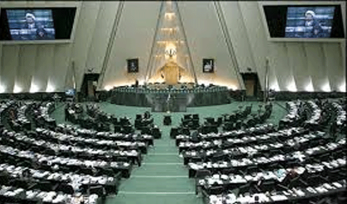 Iran : Prise d’otages au Parlement et fusillade près de la tombe d’Al-Khoumaini