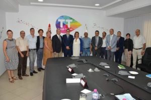 Tunisie Telecom veut expérimenter l’approche du dialogue social de la ville de Suresnes