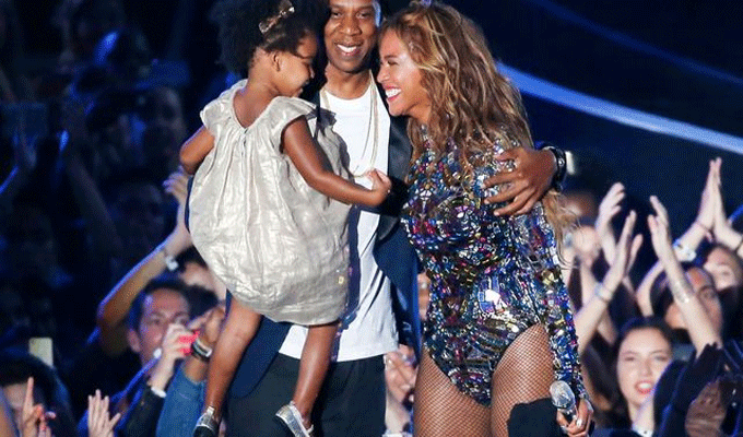 Dans son nouvel album, 4:44, Jay-Z avoue son infidélité et l’homosexualité de sa mère