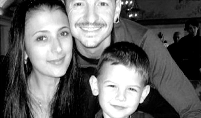 L’épouse de Chester Bennington lui rend un dernier hommage sur Twitter