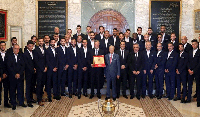 Béji Caid Essebsi recoit l’équipe de l’Espérance de Tunis, champion arabe 2017