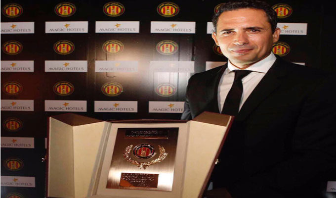 Dhafer Abidine honoré pour les années passées au sein de l’Espérance Sportive de Tunis (EST)