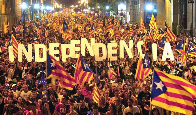 La République de Catalogne a été proclamée
