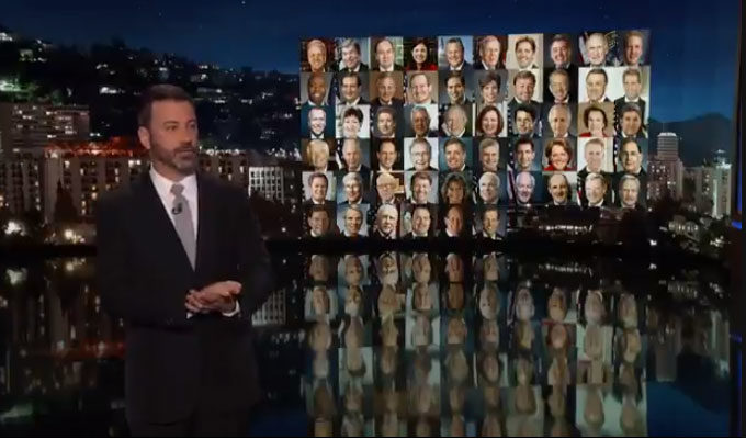 Avec une voix tremblante, Jimmy Kimmel rend hommage aux victimes, vidéo