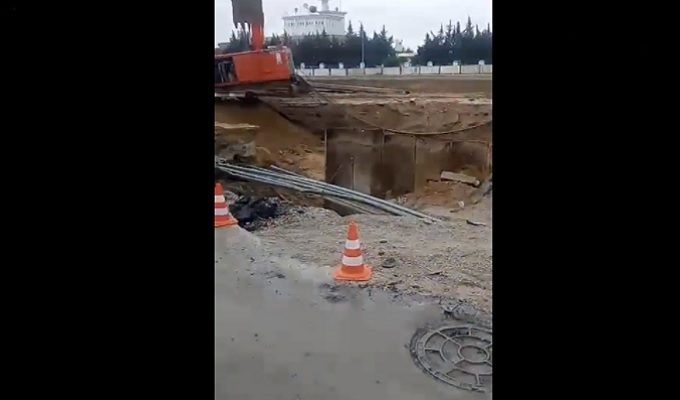 Tunisie: Glissement de terrain au niveau de la route reliant le pont de la Charguia et la route X