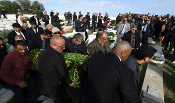 Tunisie: Ezzedine Alaia enterré dans la discrétion, à l’image du grand couturier