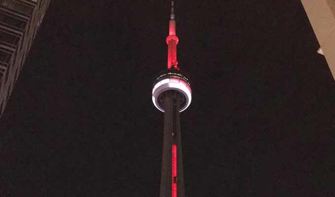 Attentat terroriste en Égypte: Le Canada illumine la tour CN en hommage aux victimes