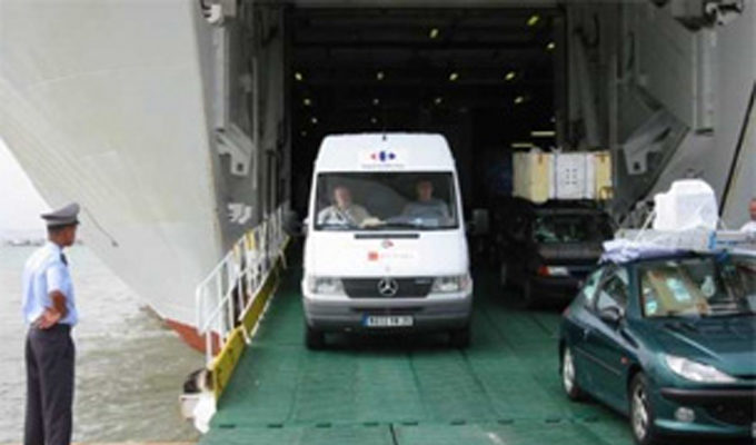 Tunisie: Débarquement interdit au port de la Goulette pour tout véhicule dont le toit est chargé de bagages