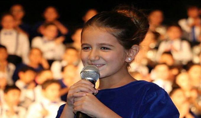 Liban : Ella, la fille de Nancy Ajram, sur les pas de sa mère