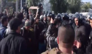 Tunisie : Les manifestants empêchés d’atteindre l’ARP
