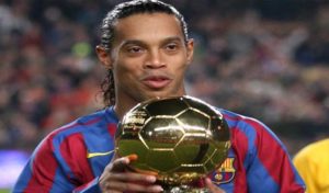 Football : Ronaldinho remis en liberté après plus de cinq mois de détention au Paraguay
