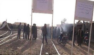 Sfax: Les habitants de Sakiet Ezzit ferment la voie ferrée