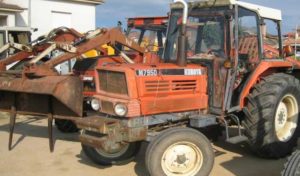 Tunisie – Siliana : Visite technique pour les tracteurs et les remorques dans l’agriculture