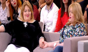 Tunisie : Les retrouvailles des jumelles, séparées à la naissance et adoptées par deux familles