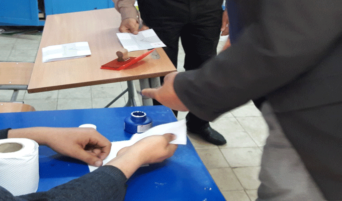Tunisie: Participation quasi inexistante des électrices dans les bureaux de vote