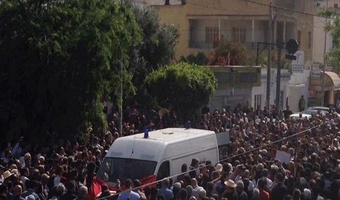 Tunisie: Des funérailles imposantes pour Maya Jeribi