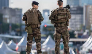 France : Un conducteur fonce sur un soldat de l’opération Sentinelles à Lille