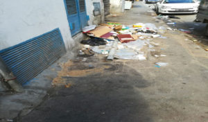 Tunisie : Des trottoirs assassins et des ordures étouffantes tout le long des rues de Tunis