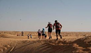 2e Marathon Ultra Mirage El Djerid : La course devrait se poursuivre jusqu’à une heure tardive de cet après-midi