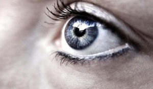 Santé : Un œil bionique imprimé en 3D testé pour les patients aveugles