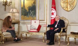 Tunisie: Béji Caïd Essebsi reçoit la militante palestinienne Ahed Tamimi