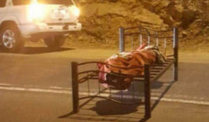 Arabie Saoudite : Découverte d’un cadavre attaché à un lit en pleine rue