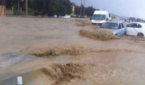 Inondations à Jendouba : des routes coupées et des maisons inondées