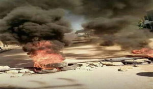 Tunisie : Blocage de la route entre Sidi Bouzid centre et Essouk Eljdid