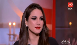 Egypte : Dorra Zarrouk évite de donner son avis sur la robe de Rania Youssef