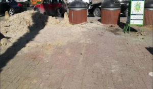 Tunisie : Des poubelles bloquent l’accès aux piétons au Lac 1