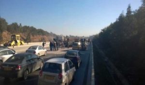 Tunisie: Blocage au niveau de l’autoroute Tunis – Hammamet