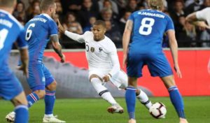 Sur quelle chaîne suivre France-Islande en direct live ?
