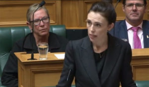 Nouvelle-Zélande : Jacinda Ardern réduit de 20% son salaire et celui des ministres