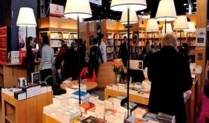 15 éditeurs, plus de 1000 ouvrages et 10 auteurs en dédicace au stand de la Tunisie au Salon du livre de Paris